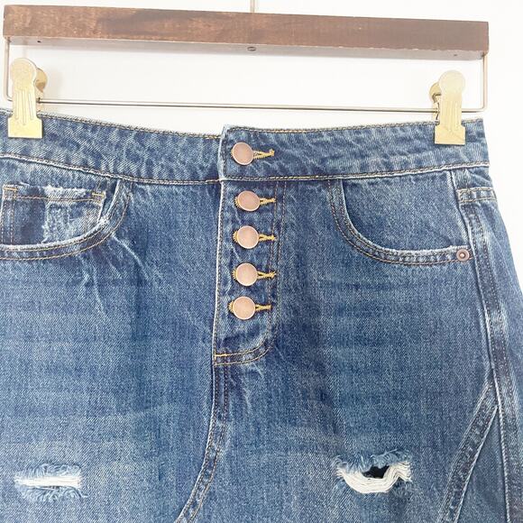 VICI Kynlee Distressed Denim Mini Skirt Small S - Picture 5 of 8